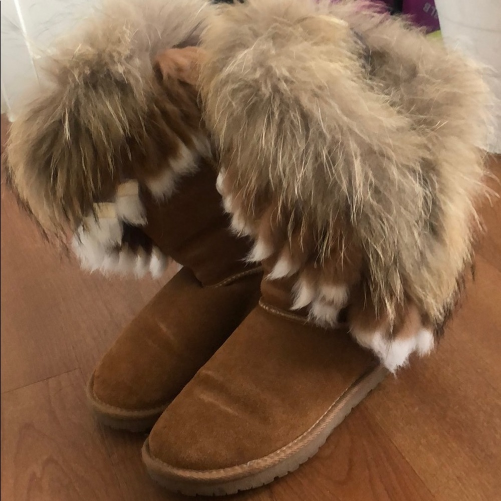 Fur boots
